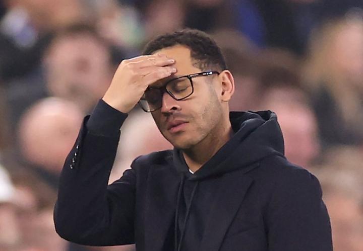  切尔西深陷连败泥潭，罗塞尼尔执教之路面临严峻考验。 体育新闻 切尔西深陷连败泥潭，罗塞尼尔执教之路面临严峻考验。 体育新闻