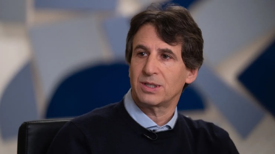  阿波罗资产管理公司面临赎回压力；私人信贷基金严格执行上限；投资者需关注长期价值保护。 股票财经 阿波罗资产管理公司面临赎回压力；私人信贷基金严格执行上限；投资者需关注长期价值保护。 股票财经