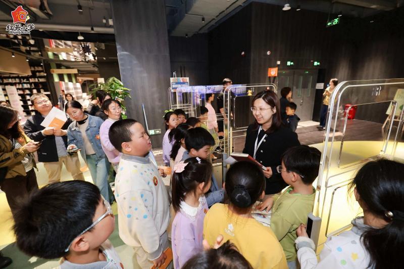  技术视角下的图书馆奇妙夜：当RFID与职业启蒙深度融合 文化旅游