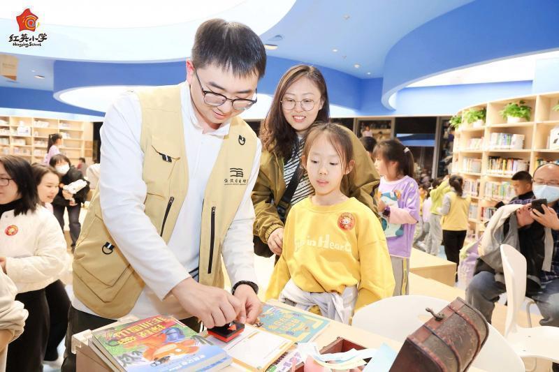  技术视角下的图书馆奇妙夜：当RFID与职业启蒙深度融合 文化旅游